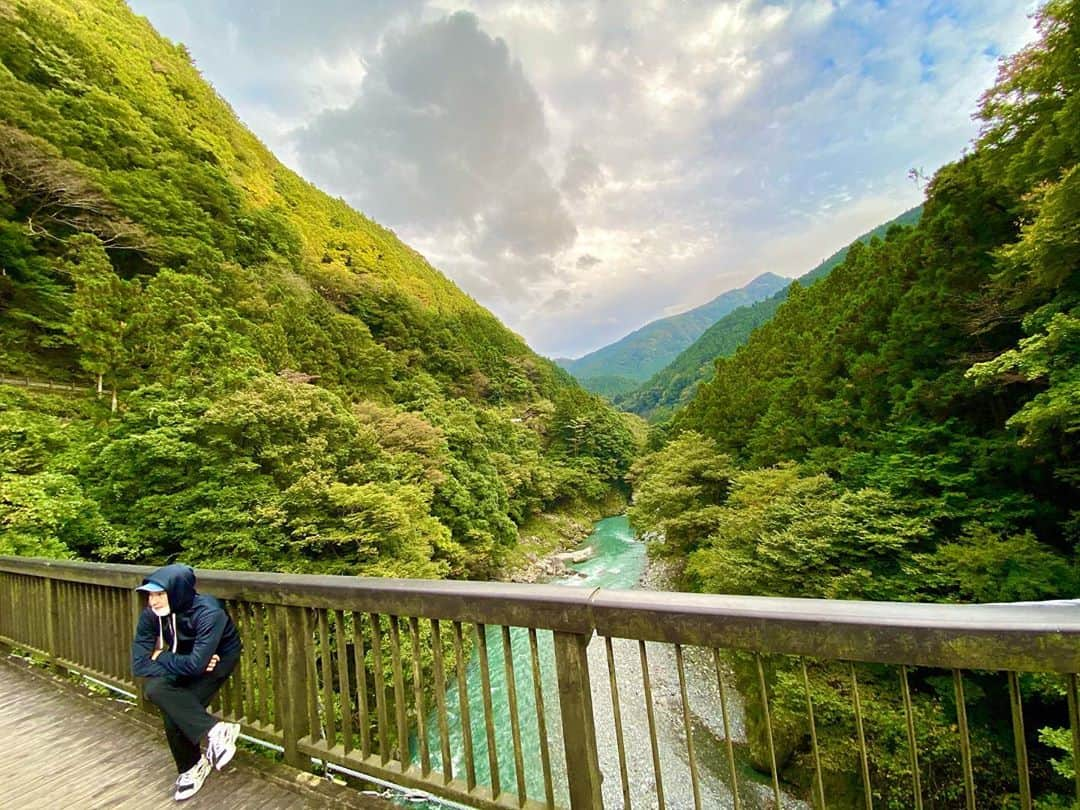 飯塚翔太のインスタグラム：「奥多摩 okutama town #shomanwallsit #Tokyo #japan」