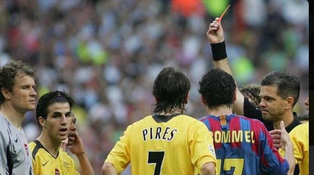 ロベール・ピレスのインスタグラム：「The creation of a European Super League will undermine the beauty of competition where smaller teams can upset bigger teams.   Even more than ever we should all be united to protect the game we all love, not allow a select few to get stronger at the cost of others.   The Champions League is the greatest club competition in the World that creates incredible highs but also incredible lows felt by fans and players alike. Let’s all save our game」