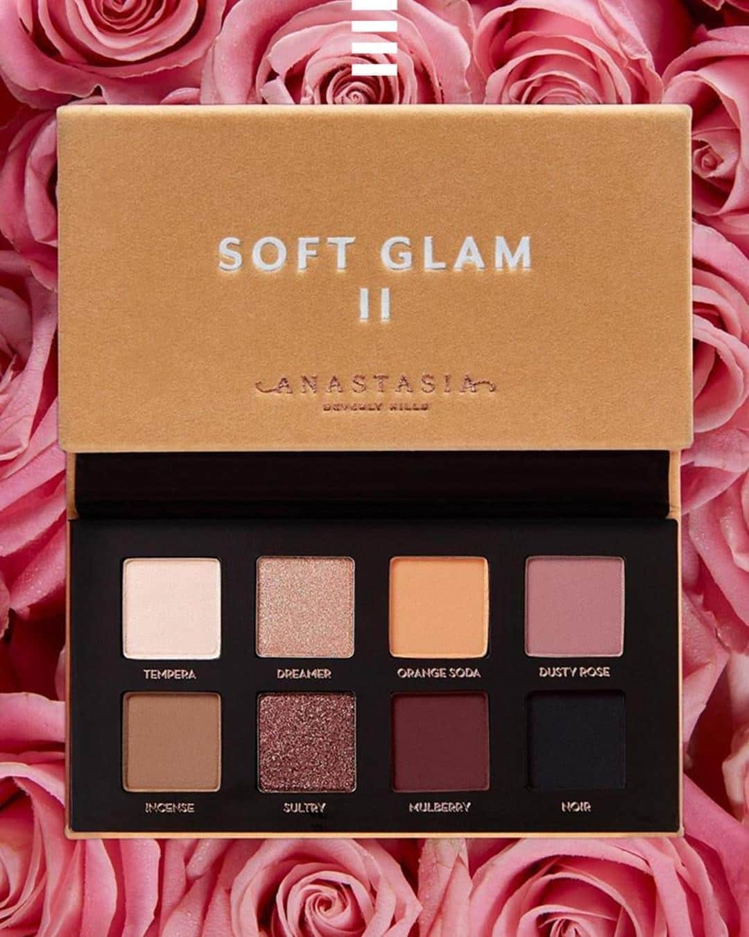 セフォラさんのインスタグラム写真 - (セフォラInstagram)「Plus petite, mais encore plus glam 💕 La nouvelle Soft Glam II d'@anastasiabeverlyhills est arrivée chez Sephora. 8 teintes mattes et irisées, issues de la Soft Glam originale et de la palette Norvina. Qui va craquer ? 😍  Uniquement chez SEPHORA. #SephoraLovesAnastasia #SephoraFrance」10月22日 16時00分 - sephorafrance