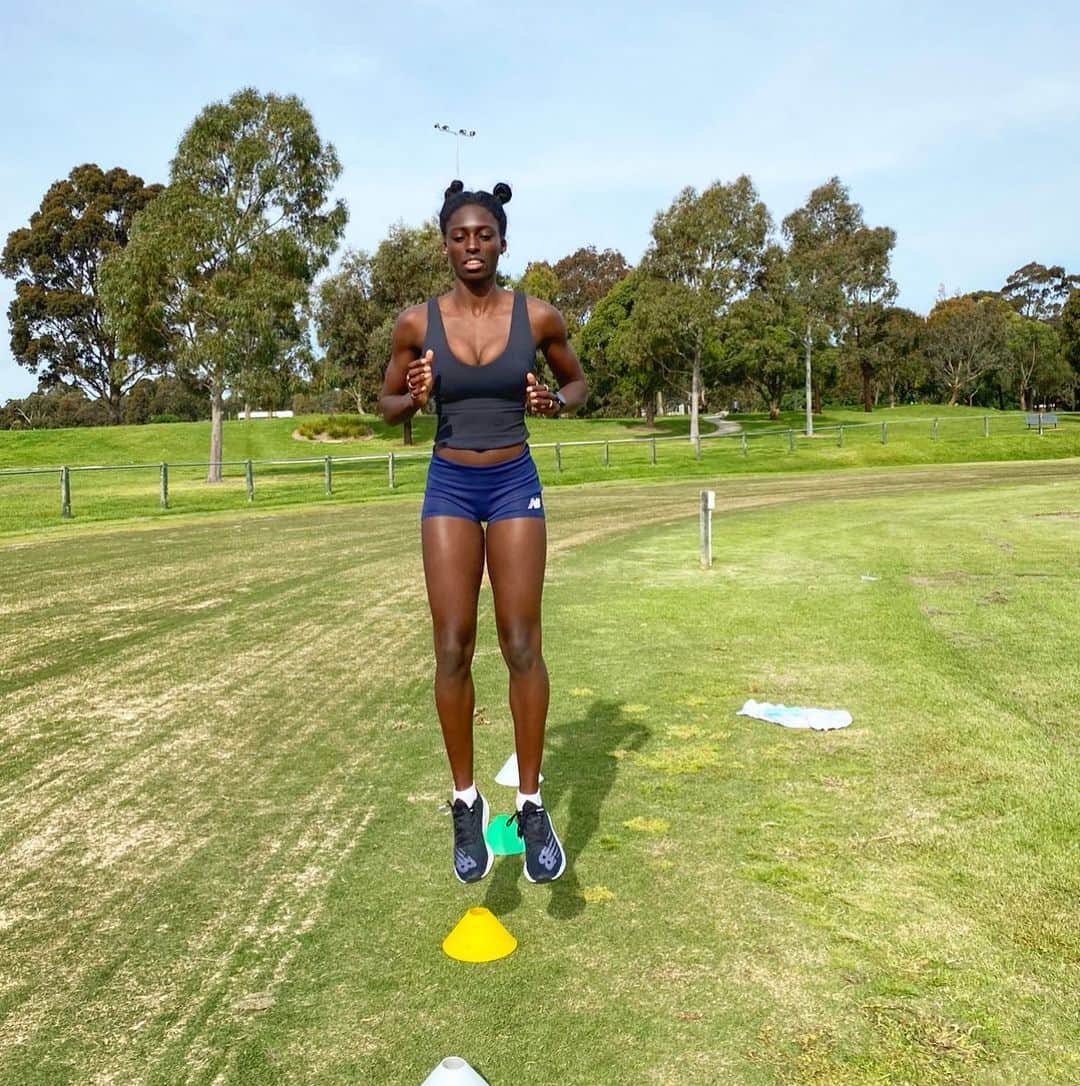 NANA OWUSU-AFRIYIEさんのインスタグラム写真 - (NANA OWUSU-AFRIYIEInstagram)「Cones @ Wavs」10月22日 16時16分 - nanaaowusu