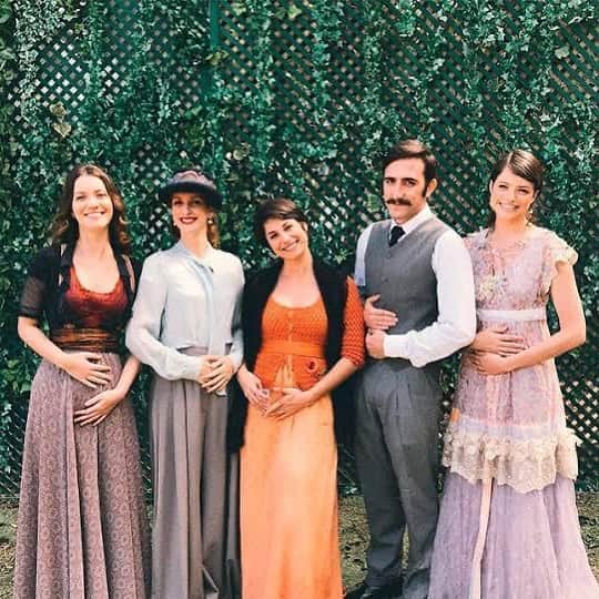 ナタリア・ディルのインスタグラム：「Um #TBT que previu o futuro e da saudade que dá desses bastidores!」