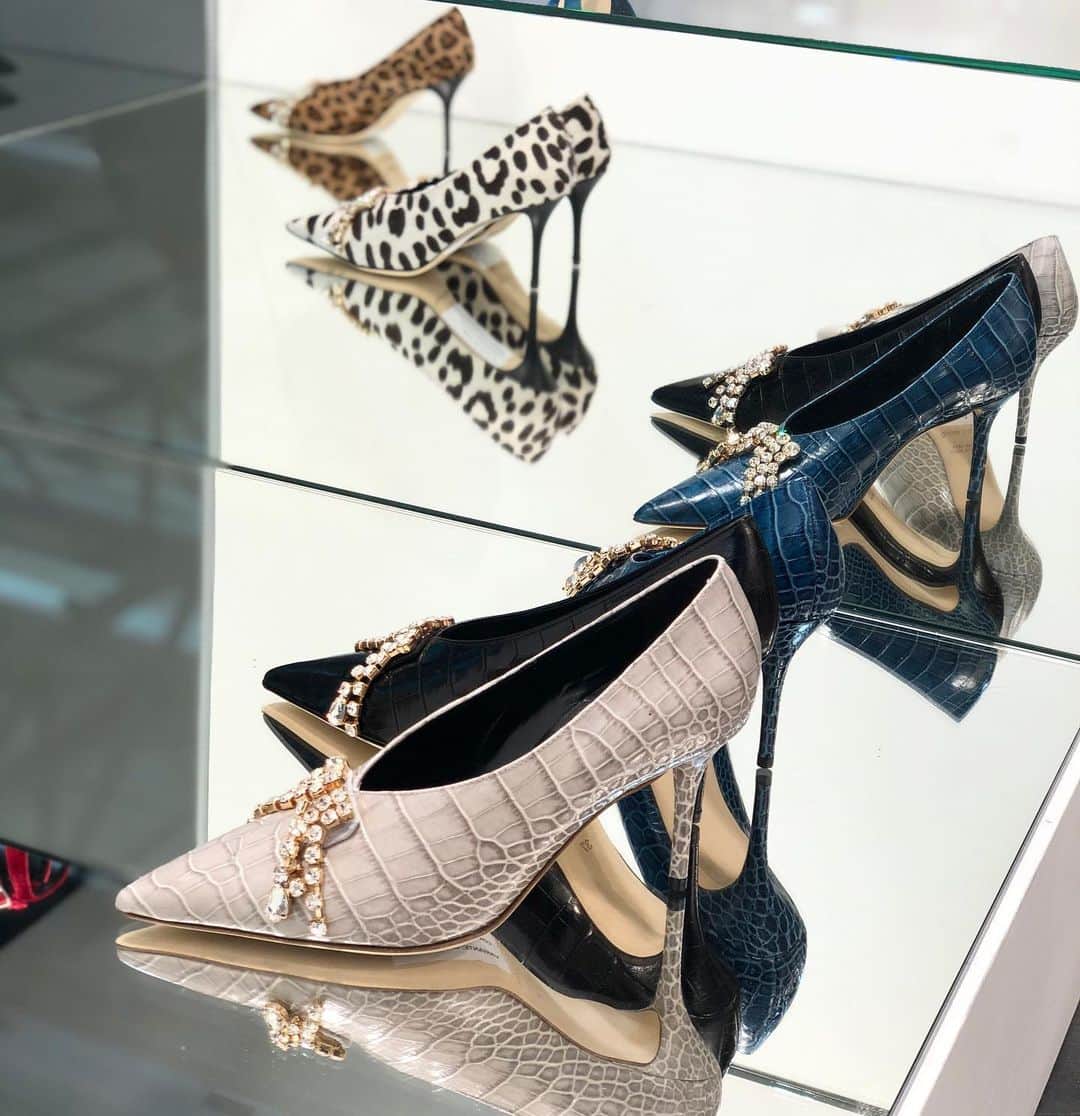 ジャンナメリアーニのインスタグラム：「These croco printed heels are what your wardrobe was looking for 🤩❤️ #GiannaMeliani  #fashion#style #FW20  #fall #winter #shoes #heels」