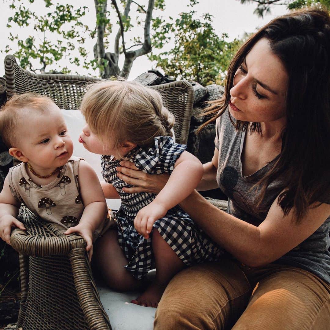 カテリーナ・スコーソンさんのインスタグラム写真 - (カテリーナ・スコーソンInstagram)「Hello, Friends! October is Down syndrome awareness month and I did a little interview about our family for @goodmorningamerica Link to interview in bio. Or go to my stories and swipe up! You’ll also find a little essay I wrote through the link. 💙💛 photos by the amazing @rebeccacoursey_photosandfilm」10月23日 2時29分 - caterinascorsone