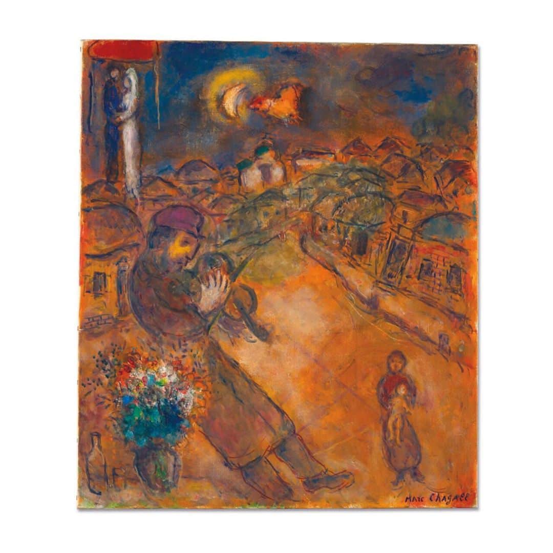 クリスティーズさんのインスタグラム写真 - (クリスティーズInstagram)「From Chagall to Le Corbusier, the Art Moderne Sale on October 23 presents a wide range of works from the leading figures of 20th Century art.⠀ .⠀ Painted in 1974, Marc Chagall's 'Violoniste dans le clair de lune orangé à Vitebsk' displays a mastery of colour. The intensity of the red, orange and yellow shades infuses the scene with passion and energy.⠀ .⠀ Further highlights include a magnificent bronze sculpture by Rembrandt Bugatti, a bustling beach scene painting by Raoul Dufy, a Parisian portrait by Kees van Dongen, a vibrant still life by Le Corbusier and a quasi-abstract work by Bart van der Leck.⠀ .⠀ 1. Marc Chagall (1887-1985), 'Violoniste dans le clair de lune orangé à Vitebsk', 1974. Estimate: €300,000 - €500,000.⠀ .⠀ 2. Rembrandt Bugatti (1884-1916), 'Lion de l'Atlas', c.1908. Estimate: €500,000 - €700,000.⠀ .⠀ 3. Raoul Dufy (1877-1953), 'L'Estacade au Havre', 1906-7. Estimate: €400,000 - €600,000.⠀ .⠀ 4. Kees van Dongen (1877-1968), 'Avenue du Bois de Boulogne', 1955. Estimate: €300,000 - €500,000.⠀ .⠀ 5. Le Corbusier (1887-1965), 'Trois bouteilles' 1954. Estimate: €100,000 - €150,000.⠀ .⠀ 6. Bart van der Leck (1876-1958), 'Portrait de la fille de l'artiste', 1932. Estimate: €80,000 - €120,000.⠀ .⠀ Art moderne – 23 October, Paris.⠀⠀⠀ .⠀⠀⠀ #marcchagall #RembrandtBugatti #RaoulDufy #KeesvanDongen #LeCorbusier  #BartvanderLeck #modernart」10月22日 18時30分 - christiesinc