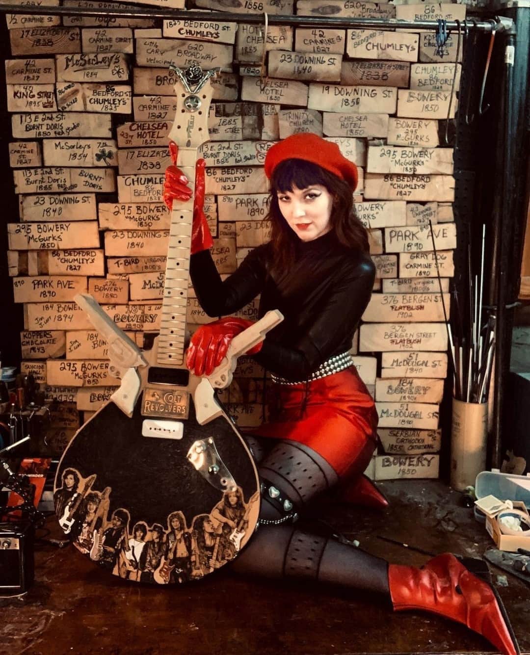 アンダーグラウンドのインスタグラム：「Lets play rock n roll. Thanks to @cindyguitars⁠ in New York.⁠ ⁠ Cindy works out of Rick Kelly’s Carmine Street Guitars in New York City, producing bespoke axes out of pine, maple, and oak planks that are reclaimed from churches, Catherdrals and other holy places such as the Chelsea Hotel.⁠ ⁠ Cindy wears the Original Marlon ankle boot.⁠ ⁠」