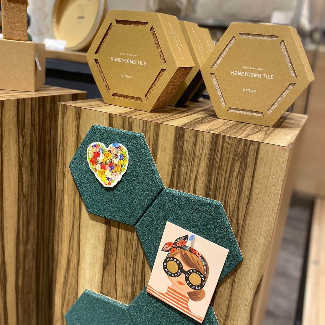 HANKYU.MODEさんのインスタグラム写真 - (HANKYU.MODEInstagram)「デザイン×アップサイクル　環境に寄り添う暮らし Until 11/10 At 7F Cotocoto Stage72 #Hankyu #HANKYUMODE #umedahankyu #阪急うめだ本店 #うめだ阪急 #阪急百貨店 #osaka #umeda #mode #maximum #gur #kokiku #goodforthefuture #グッドフォーザフューチャー」10月22日 19時03分 - hankyumode