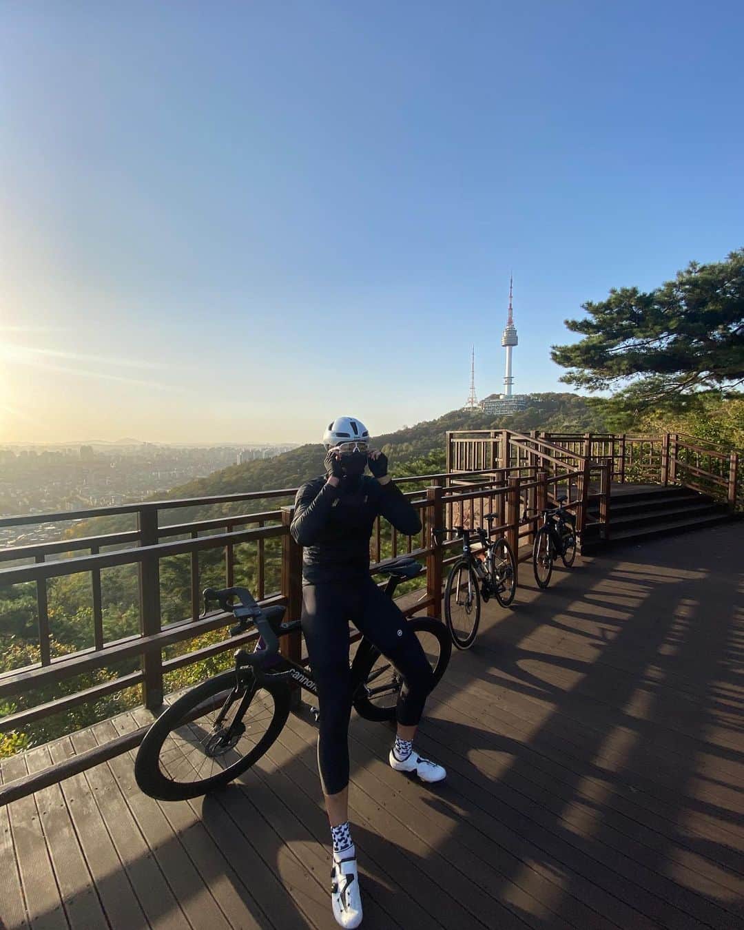 ク・ジャソンさんのインスタグラム写真 - (ク・ジャソンInstagram)「🚴‍♂️🚴‍♂️🚴‍♂️」10月22日 19時14分 - koojas