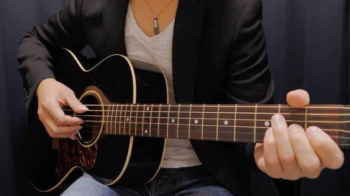 松井祐貴のインスタグラム：「Talking to you -Original song-﻿ From 4th Album『You Made My Day』﻿ TAB→https://www.mymusicsheet.com/YMusicOffice﻿ YouTube→https://www.youtube.com/c/YukiMatsuiOfficial﻿ ﻿ ♪﻿ ♪﻿ ♪﻿ ﻿ #yukimatsui #松井祐貴 #fingerstyle #fingerstyleguitar #fingerpicking #acoustic #acousticguitar #pickariff @pickariff #guitarsdaily @guitarsdaily #guitarstagram @guitarstagram #solosection #guitarsarebetter @guitarsarebetter #talentedmusicians #lickwars @lickwars #riffwars  @riffwars #riffwarsacoustic #pickupmusic #acousticartists #musicians #guitarplayer #instaguitar #Daddario #DaddarioStrings #gibson #L00 #vintage」