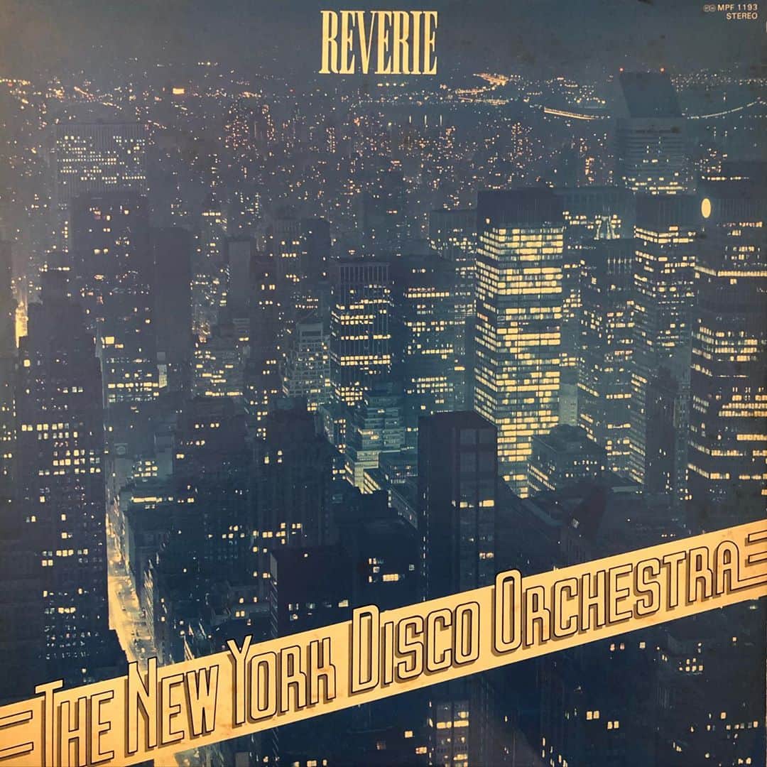 MUROさんのインスタグラム写真 - (MUROInstagram)「ずっと7インチ化を熱望している 夜景ジャケットのレコード🎶🌃 #1978 #polydorrecords  #thenewyorkdiscoorchestra  #reverie #itstrue #夜景ジャケ」10月22日 19時32分 - dj_muro