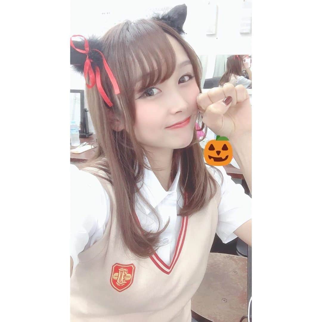小池ジョアンナさんのインスタグラム写真 - (小池ジョアンナInstagram)「プロフ画、猫さんにしてみた🐈♪  ふと思ったんだけど、ねこのこと、なんでぬこっていうのかな？😺笑  #猫 #猫娘 #catgirl #cat #catlife #catcostume #catcosplay #happyhalloween #halloween #halloweencostume #halloweenparty #cosplay #cosplaygirl」10月22日 19時29分 - joan711