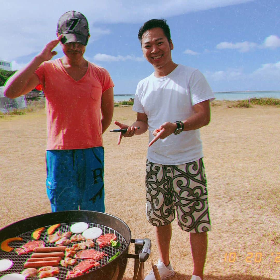 MAIKO さんのインスタグラム写真 - (MAIKO Instagram)「10月もBBQ🥩🌈✨ ・ ・ ・ #みなさんお仕事で沖縄にいらしてます🌺 #映画楽しみだな〜🎥 #色んなお話聞けて楽しい🏝 #セナガマリブ #飲み放題もあるからとっても良き🥺🍹 #当日予約もOK👌🏼🌵」10月22日 19時58分 - maiko_oops