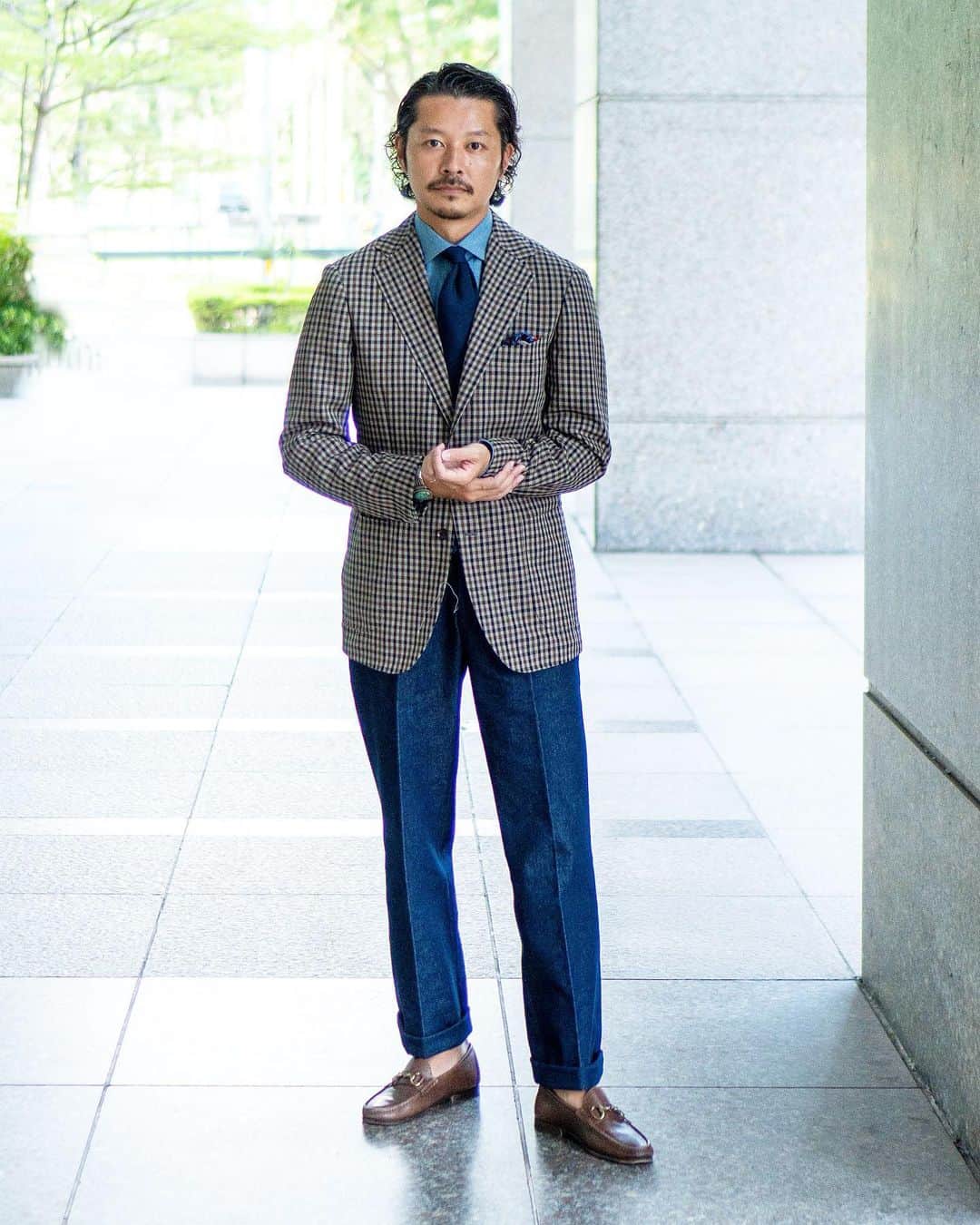 高田朋佳のインスタグラム：「Change the Classic feelings.  ———————————————————————— #dressstyle #elegantstyle #modernclassicstyle #newclassicstyle #fashion #mensfashion #mensdressstyle #suitsstyle #dapperstyle #takadachannel」