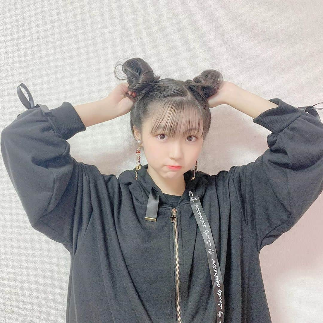 平野百菜さんのインスタグラム写真 - (平野百菜Instagram)「くまさんヘアー🐻🐻🐻 ももは、いぬ年だけどねっ😂😂  #ske48  #平野百菜  #ももたん #くまさんヘアー」10月22日 20時11分 - morimori180905