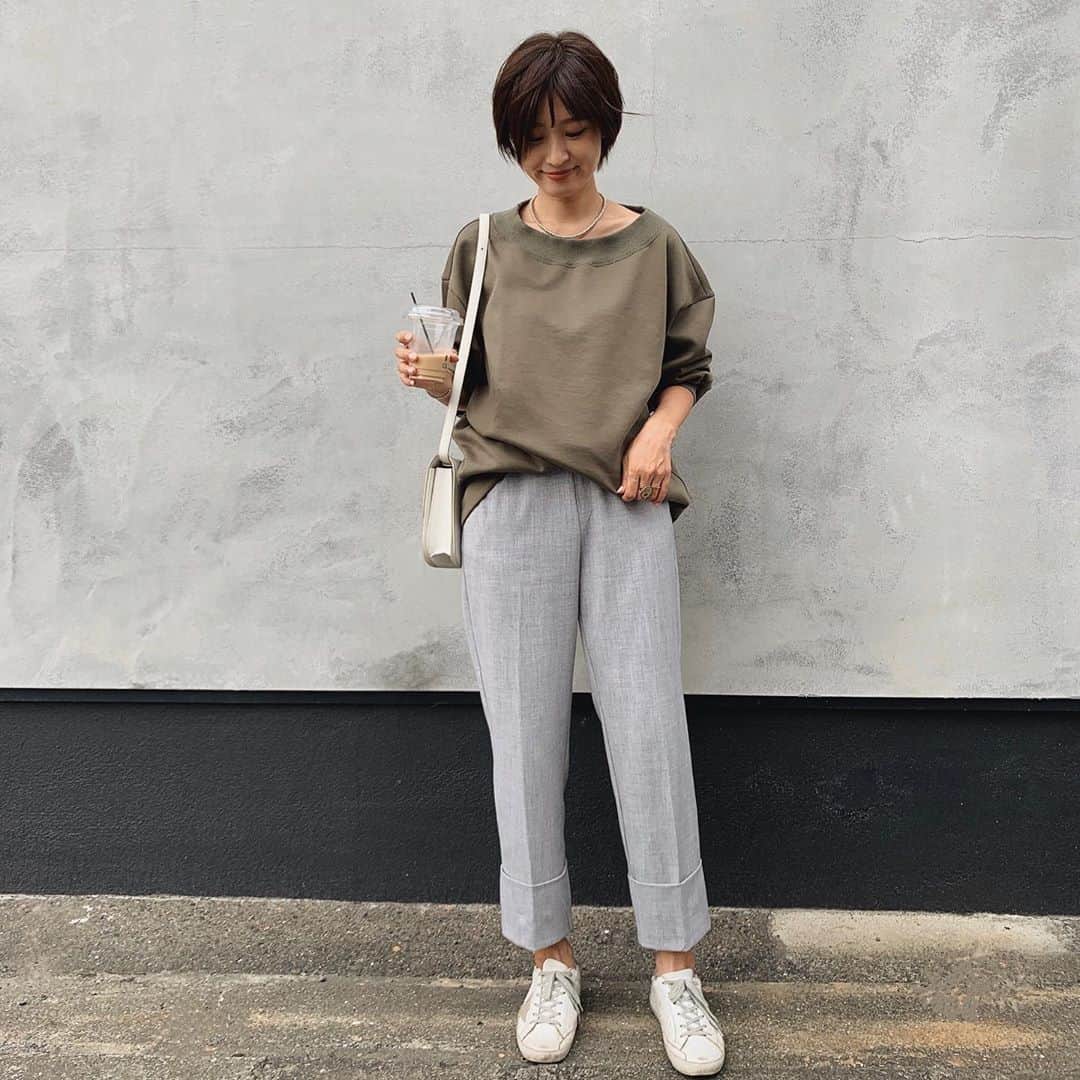 のインスタグラム：「最近よく着てるスウェット ワンショルにもなって可愛い♡ ・ ・ ・ tops @spickandspan_jp #spickandspan pants @zara #zara」