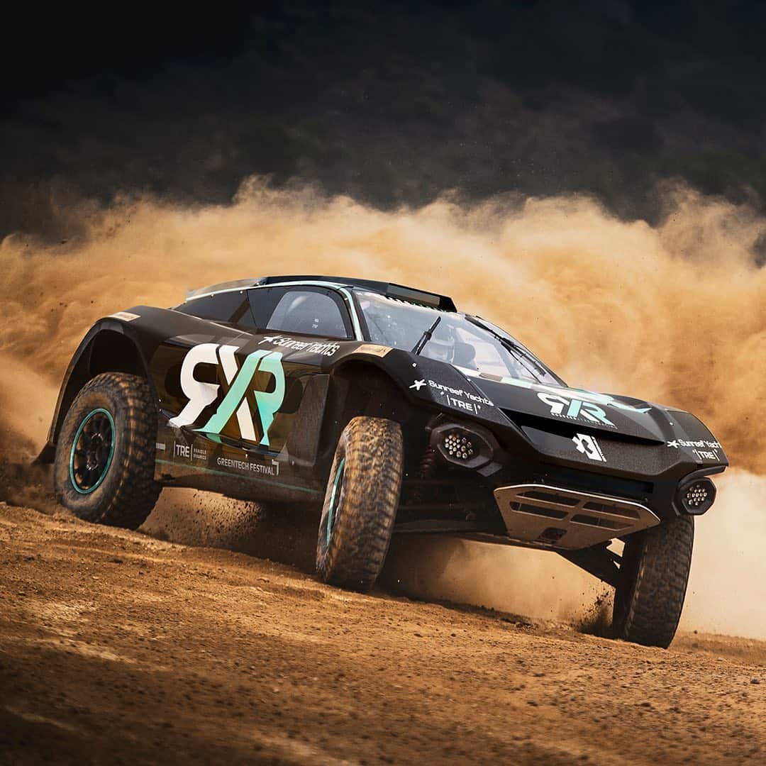 ニコ・ロズベルグのインスタグラム：「How do you like our design? @rosbergxracing – the adventure begins…⚡️#RXR」