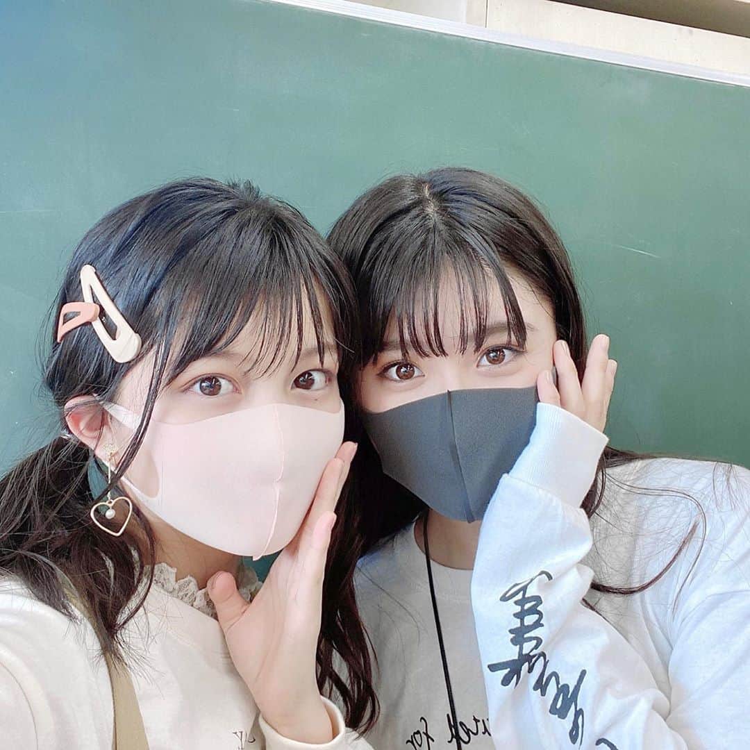 北川花音のインスタグラム：「﻿ まほちゃんとの写真〜🎞﻿ いつも優しい先輩です♡﻿ ﻿ #若林真帆　#北川花音  #マスク　#ニコラ　#nicola」