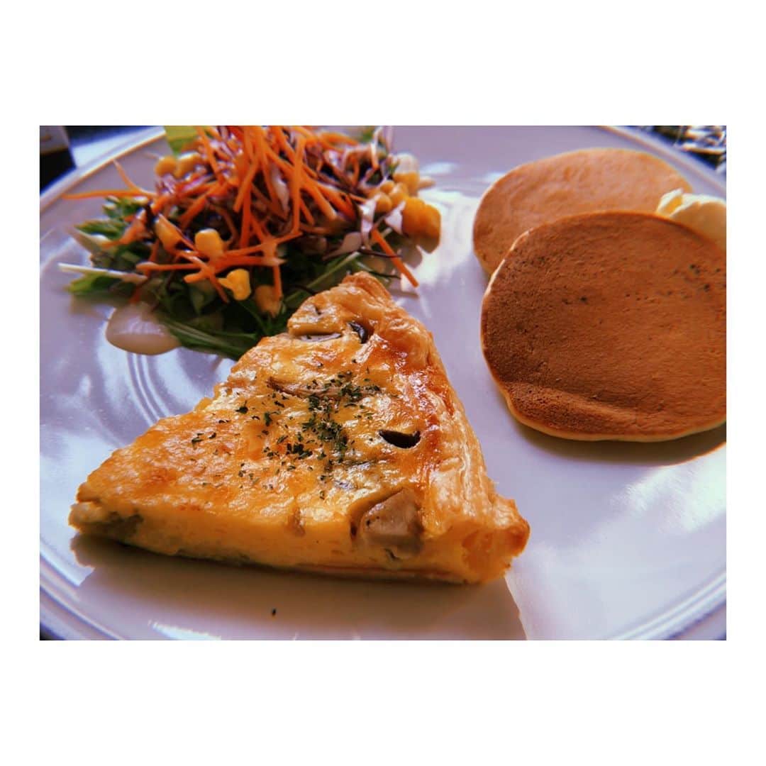 木下流声のインスタグラム：「. 🍽🥧🥞📸🤤」