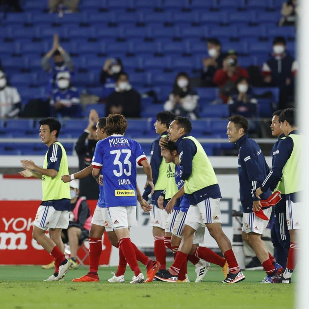 横浜F・マリノスさんのインスタグラム写真 - (横浜F・マリノスInstagram)「About last night✌️  #fmarinos #Jリーグ #トリコロールの絆いまこそ強く」10月22日 20時49分 - yokohamaf.marinos