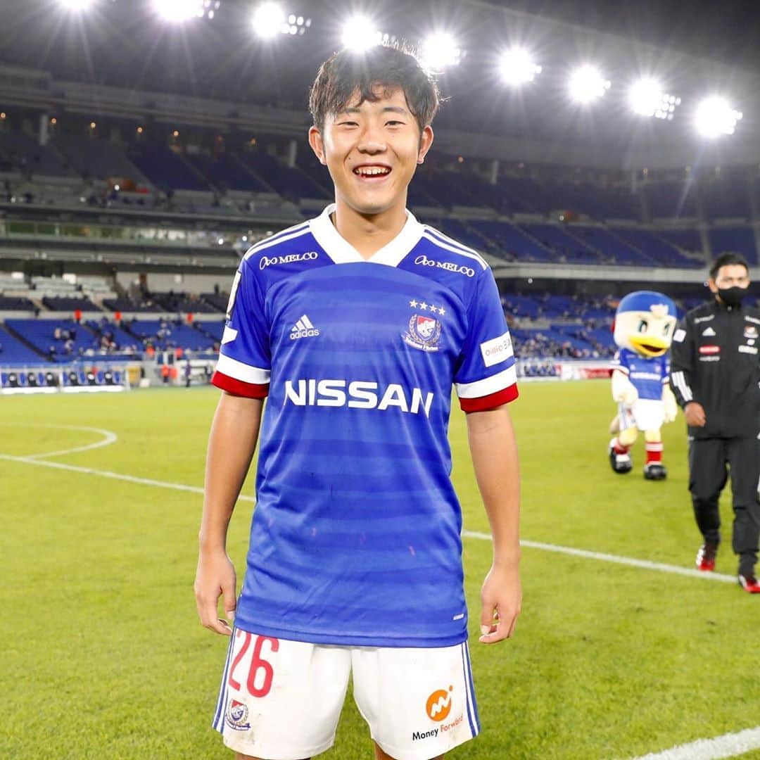 横浜F・マリノスさんのインスタグラム写真 - (横浜F・マリノスInstagram)「About last night✌️  #fmarinos #Jリーグ #トリコロールの絆いまこそ強く」10月22日 20時49分 - yokohamaf.marinos