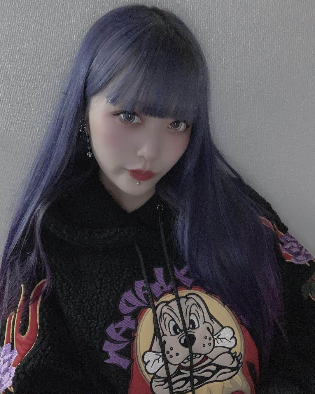冬野あゐくのインスタグラム：「紫戻」