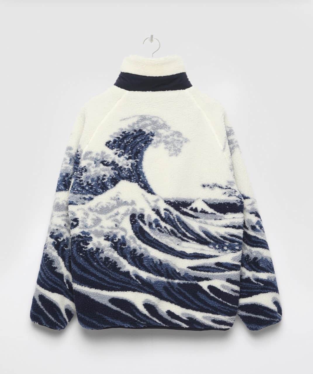 ヴァンキッシュさんのインスタグラム写真 - (ヴァンキッシュInstagram)「ㅤㅤㅤㅤㅤㅤㅤㅤㅤㅤㅤㅤㅤ ■ Ukiyo-e wave Boa fleece Jacket[VWJ029] Color:White Size:S/M/L JPY 22,000 (tax included)  ㅤㅤㅤㅤㅤㅤㅤㅤㅤㅤㅤㅤ Shop link bio！ ——————————————— ‪#VANQUISH #vanquishjp」10月22日 21時11分 - vanquishjp
