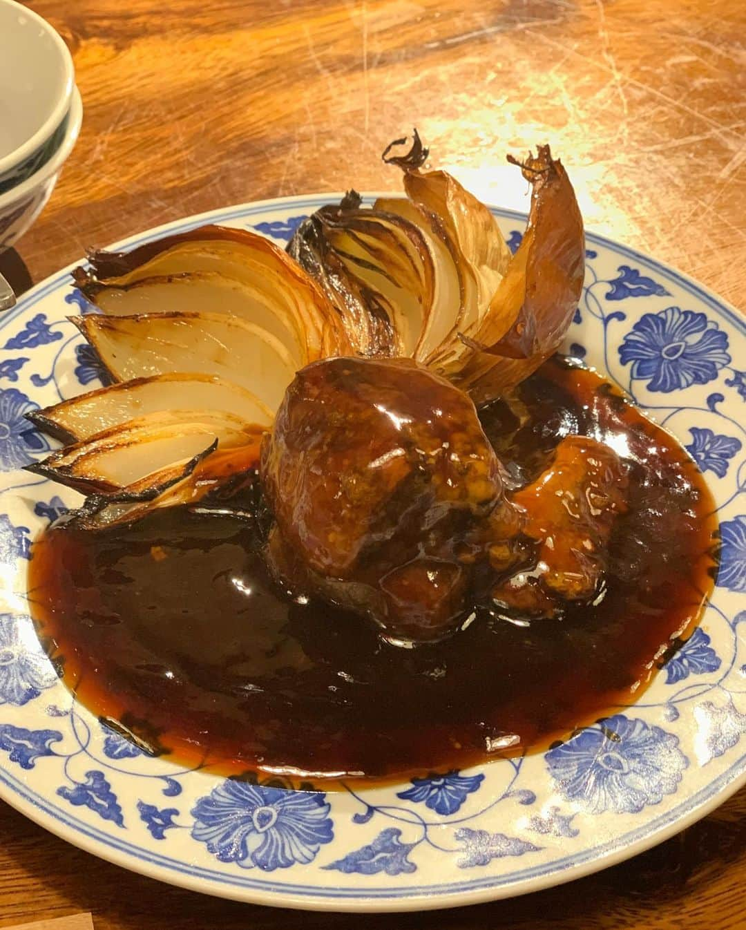 CHERIさんのインスタグラム写真 - (CHERIInstagram)「Had a wonderful Chinese cuisine in Fukushima,Osaka,Japan 🇯🇵  美味しすぎる福島の中華  六徳恒河沙さんへ💁🏼‍♀️  もともとミシュランにも掲載されている空心にお勤めされてた方✊♥️  本当全部美味しくて🙈 次は上海蟹食べに来なければ🎶  #六徳恒河沙#福島グルメ#大阪グルメ#大阪中華#大阪中華料理 #餃子#酢豚#えびちり#福島#chinesefood#osakafoodie#osakagourmet#fukushimafood#osakafood#foodiejapan#osakafoodies #damplings#ebichile#sweetsourpork」10月22日 21時34分 - hi_cherish.gram