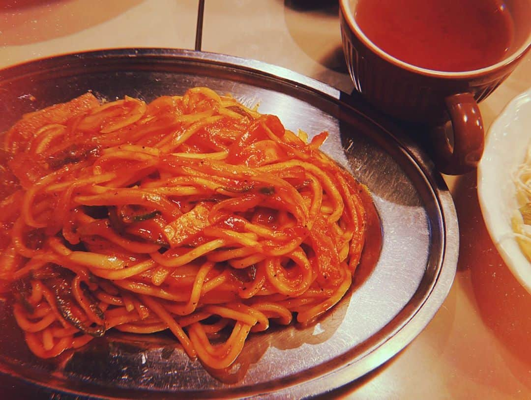 西田さおりさんのインスタグラム写真 - (西田さおりInstagram)「神保町の喫茶店。 ナポリタン激うま。 . . #喫茶店 #神保町 #L #珈琲舎蔵」10月22日 21時28分 - saori19950108