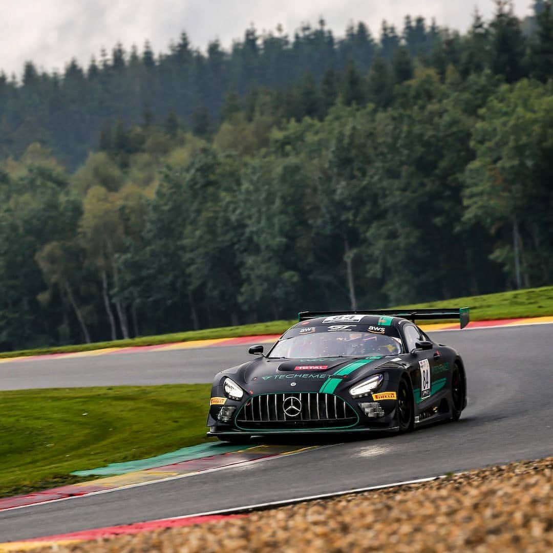 Mercedes AMGさんのインスタグラム写真 - (Mercedes AMGInstagram)「The world’s biggest GT3 race will be held this weekend: the @total24hoursofspa. In the 72nd running of the Belgian endurance classic, a total of ten Mercedes-AMG GT3s will be lining up on the grid. Among these cars, #88 by @akkaaspteam and #4 by @hauptracingteam will enter the race at @circuit_spa_francorchamps with extended works support. Furthermore, four #AMGGT3 by @hauptracingteam (#5), @htpmotorsport / @winwardracing (#84), @akkaaspteam (#89) and @madpanda_motorsport (#90) will be competing in the Silver Cup, whereas @sps_performance (#20), @ramracingcom (#74), @akkaaspteam(#87) and @jpmotorsportofficial (#111) are aiming at a top result in the Pro-Am class. Good luck to all teams and drivers! 🤞  #24hAMG #Spa24H #MercedesAMG #MercedesAMGMotorsport #10YearsAMGCustomerRacing #GTWorldChEu #IntGTC」10月22日 21時31分 - mercedesamg