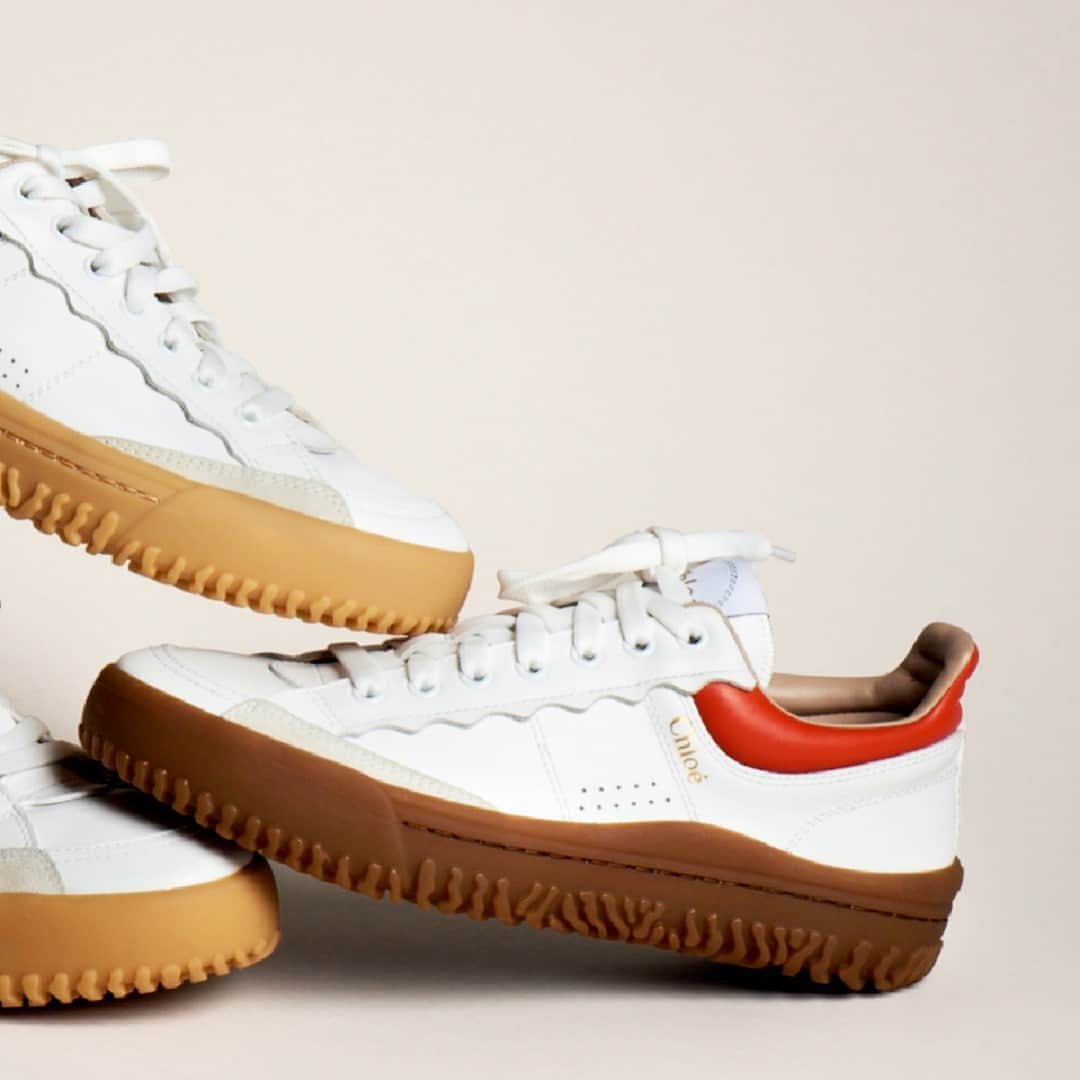 のインスタグラム：「Introducing Franckie, Chloé's spin on a retro-inspired sneaker.  Available now in boutiques and on chloe.com  #CHLOE」