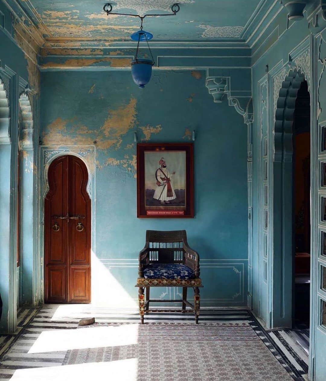 AnOther Magazineさんのインスタグラム写真 - (AnOther MagazineInstagram)「#DreamHome – this pastel blue building in Rajasthan 💙⁠⠀ ⁠⠀ RG @mona_athens, photography by @maldemar 🔁⁠⠀」10月22日 21時57分 - anothermagazine