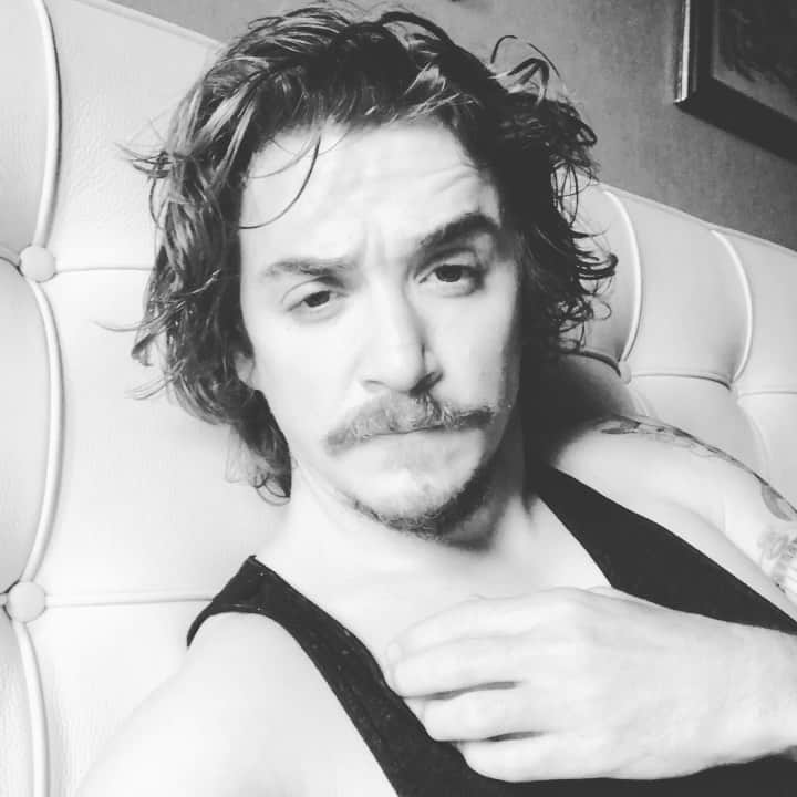 カイル・ガルナーのインスタグラム：「So this is 34...... let’s goooooo.」