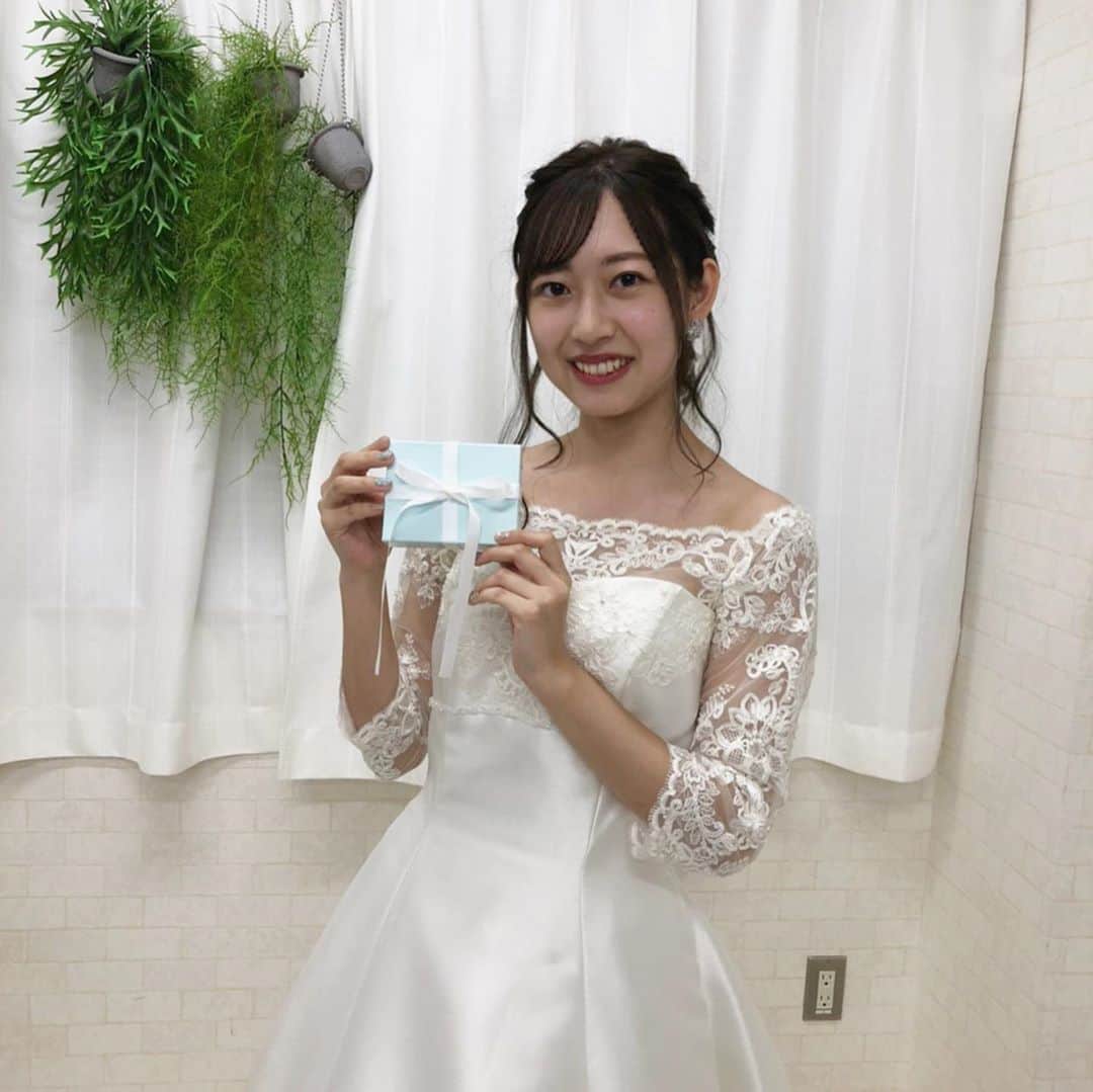 里見玲奈さんのインスタグラム写真 - (里見玲奈Instagram)「﻿ 皆さまお久しぶりです！お元気でしたか〜？？﻿ 私は昨日課題提出が終わり、一段落つきました〜🙌🏻﻿ ﻿ 天然石アクセサリーショップangelica様から【アンジェリカ賞】を頂きました！！アクセサリーを付けると気分が上がるので普段から付けることが多く、このような賞を頂けてとても嬉しいです💐🤍﻿ そして、天然石を使った素敵なネックレスも頂きました！ありがとうございます🕊﻿ angelica様では自分好みのオリジナルアクセサリーも作れるので是非チェックしてみてください！！！﻿ #angelica #共立女子 #共立女子大学 #ミス共立女子 #ミス共立女子大学 #ミス共立女子2020 #桜姫 #ミスコン #ミスコンファイナリスト #ファイナリスト」10月22日 22時22分 - kwumiss20_4
