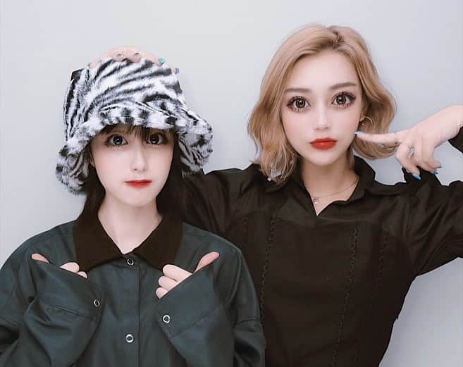 えまぽち(穂波エマ)のインスタグラム：「最後のプリ盛れたのにマジでふざけんなルア爆笑爆笑  でもこれこそエマとルアって感じやな😂  #何気初プリ #プリクラ #ぷりんと倶楽部 #えまるあ」