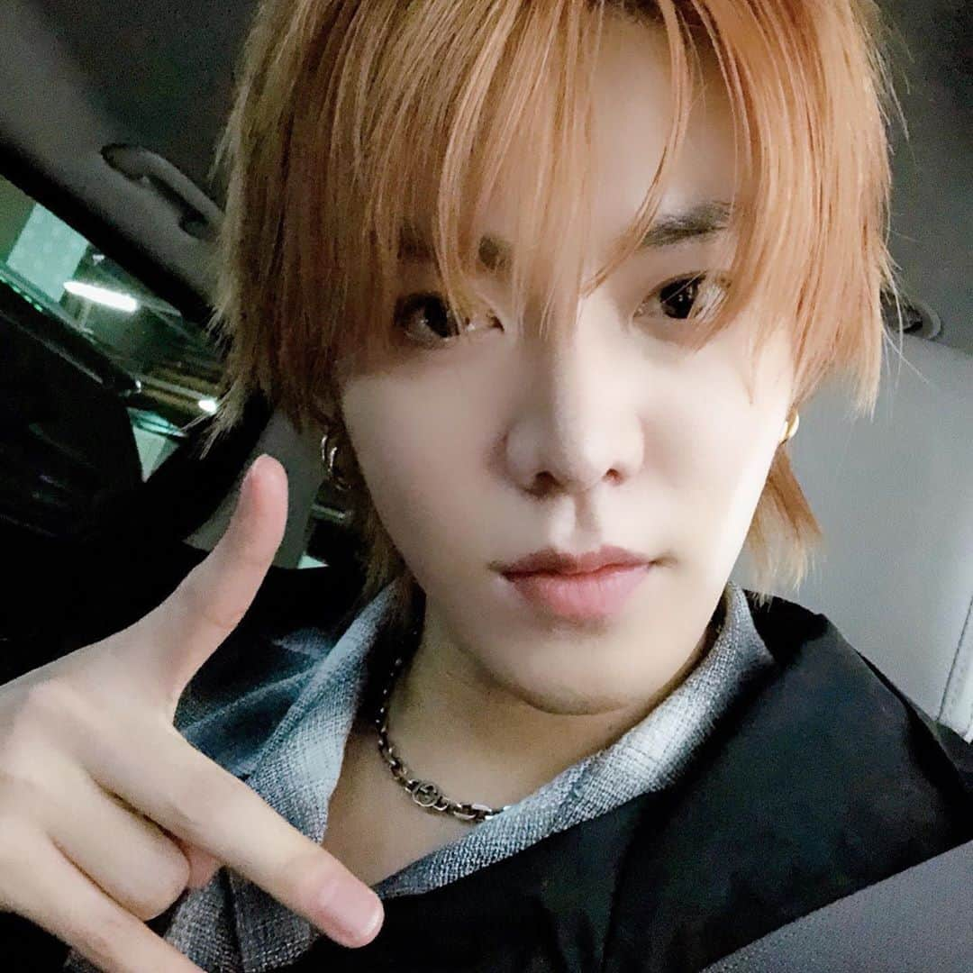 NCTさんのインスタグラム写真 - (NCTInstagram)「여러분 첫방 응원 고마워용 !! 내일도 같이 화이팅 🥰  #YUTA #FromHome #NCT #NCTU #RESONANCE #RESONANCE_Pt1 #NCT_RESONANCE #MCOUNTDOWN」10月22日 22時45分 - nct