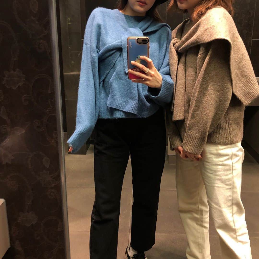 ひよんのインスタグラム：「👭❤️👯‍♀️ ㅤㅤㅤㅤㅤㅤㅤㅤㅤㅤㅤㅤㅤ ふたご🧡 だいすき @bunchan_9unq と👸💞 ㅤㅤㅤㅤㅤㅤㅤㅤㅤㅤㅤㅤㅤ 全身 @9unq.official だよ☺️🌼 新宿ルミネエストで先行発売するお洋服❤️ ㅤㅤㅤㅤㅤㅤㅤㅤㅤㅤㅤㅤㅤ #9unq #fashion #ootd #coordinate #twins #꾸안꾸 #패션 #오오티디 #희영 #クアンク #ひよん #秋服」
