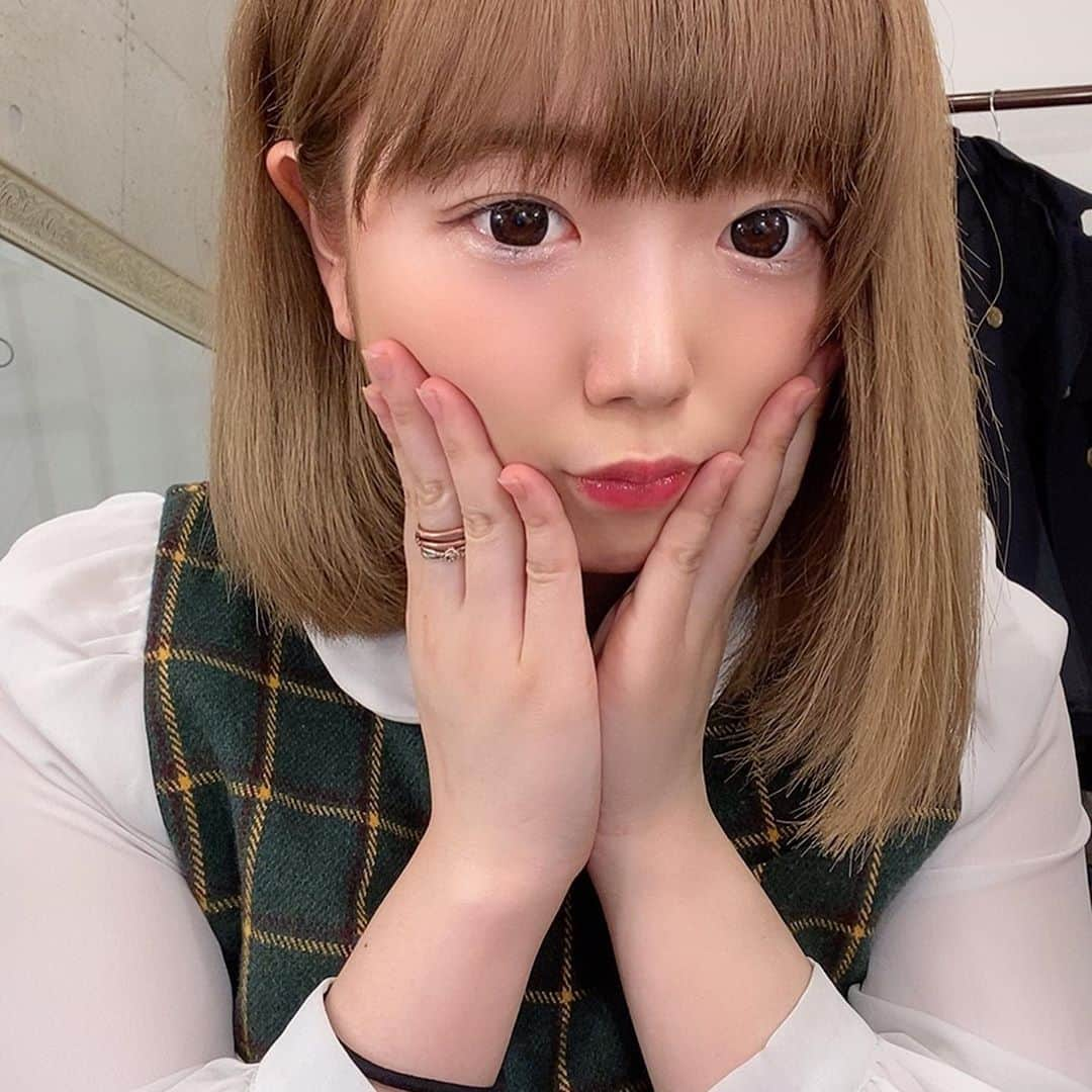 一ノ瀬恋凪のインスタグラム：「おにぎりの具は何が好きですか？ 👧🏻🍙」