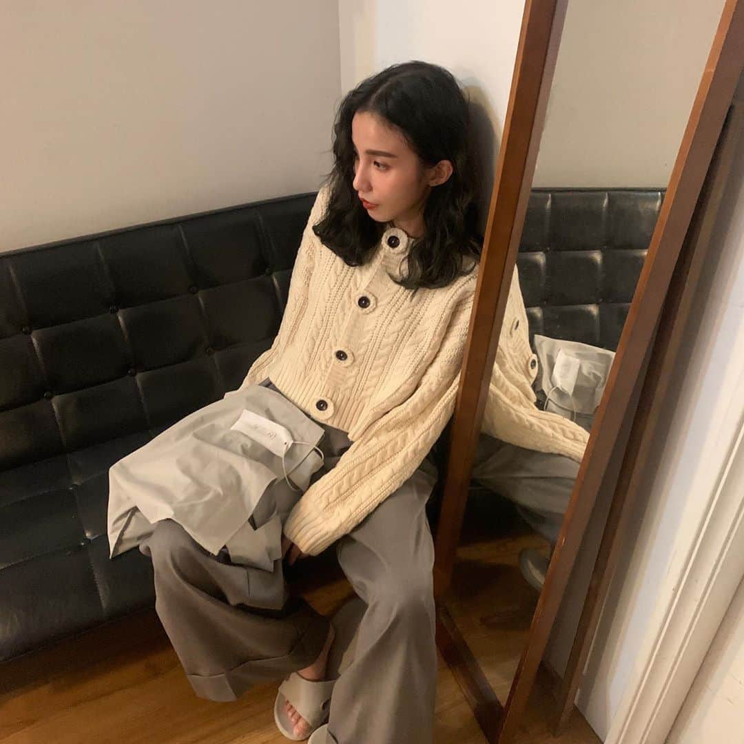 チャン・チュンニンさんのインスタグラム写真 - (チャン・チュンニンInstagram)「全身都被 @no.11official 包了 ☺️」10月22日 23時56分 - jiechang_