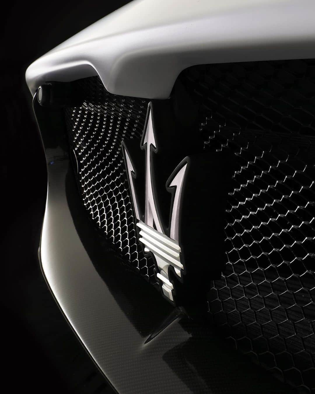 マセラティさんのインスタグラム写真 - (マセラティInstagram)「Not for the fainthearted.  The forerunner of our new era. MC20. The First of its Kind. #MaseratiMC20 #Maserati」10月23日 0時19分 - maserati