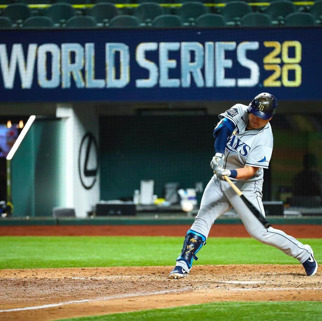 タンパベイ・レイズさんのインスタグラム写真 - (タンパベイ・レイズInstagram)「The first hit by a Korean-born player in #WorldSeries history! 🇰🇷」10月23日 0時31分 - raysbaseball