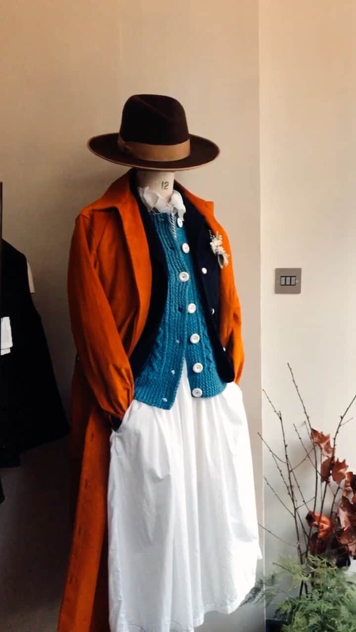 のインスタグラム：「Yay New Opening Times! Colenimo shop」