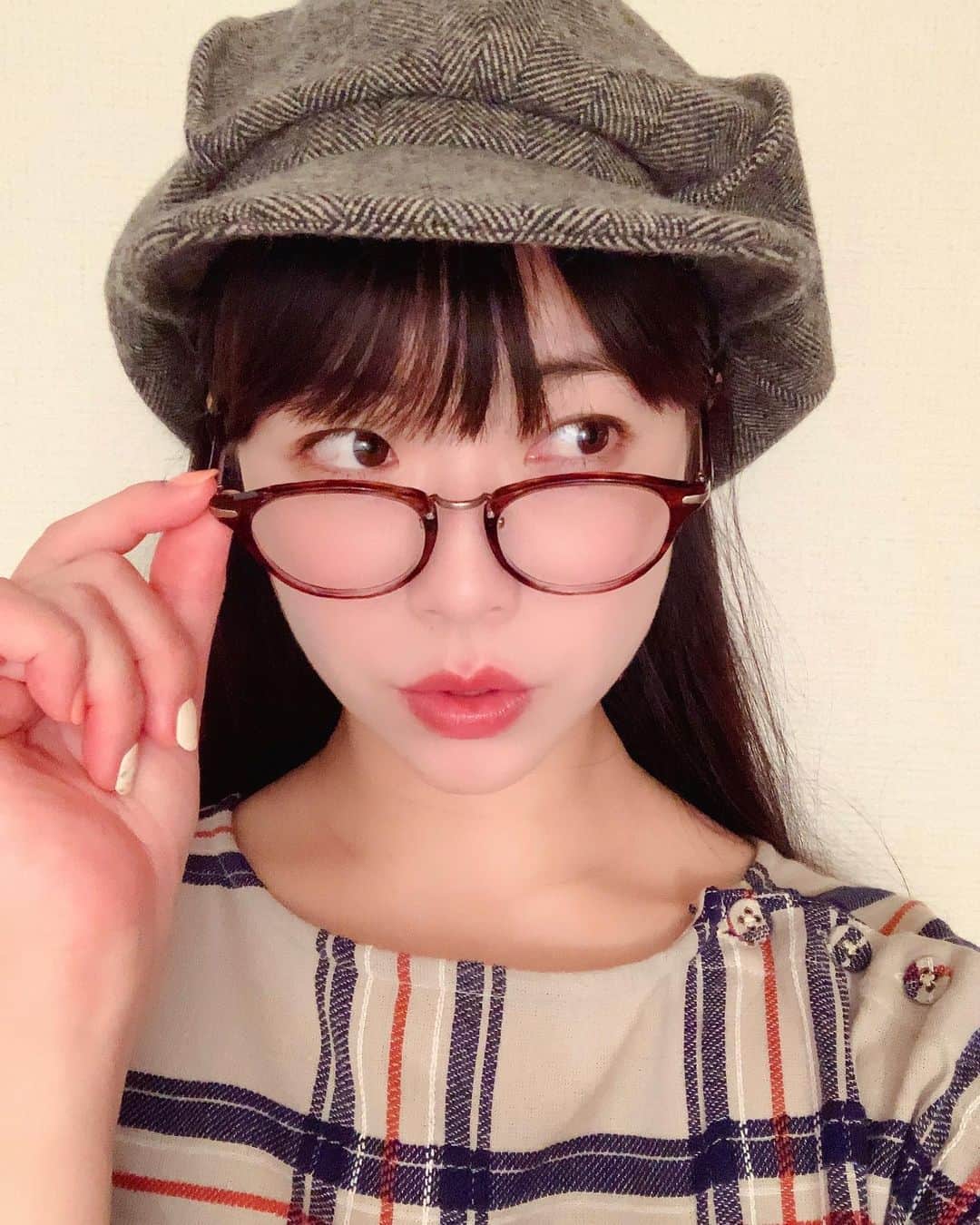 小田飛鳥さんのインスタグラム写真 - (小田飛鳥Instagram)「毎日楽し過ぎるんじゃぁ💖 今日も笑った笑った☺︎ 明日は #新橋ladolce でお待ちしてます🥂 網タイ先生（ @takizawaiorir ）もスペシャルゲストで来てくれるよ〜❣️」10月23日 0時34分 - asuka_oda_0320