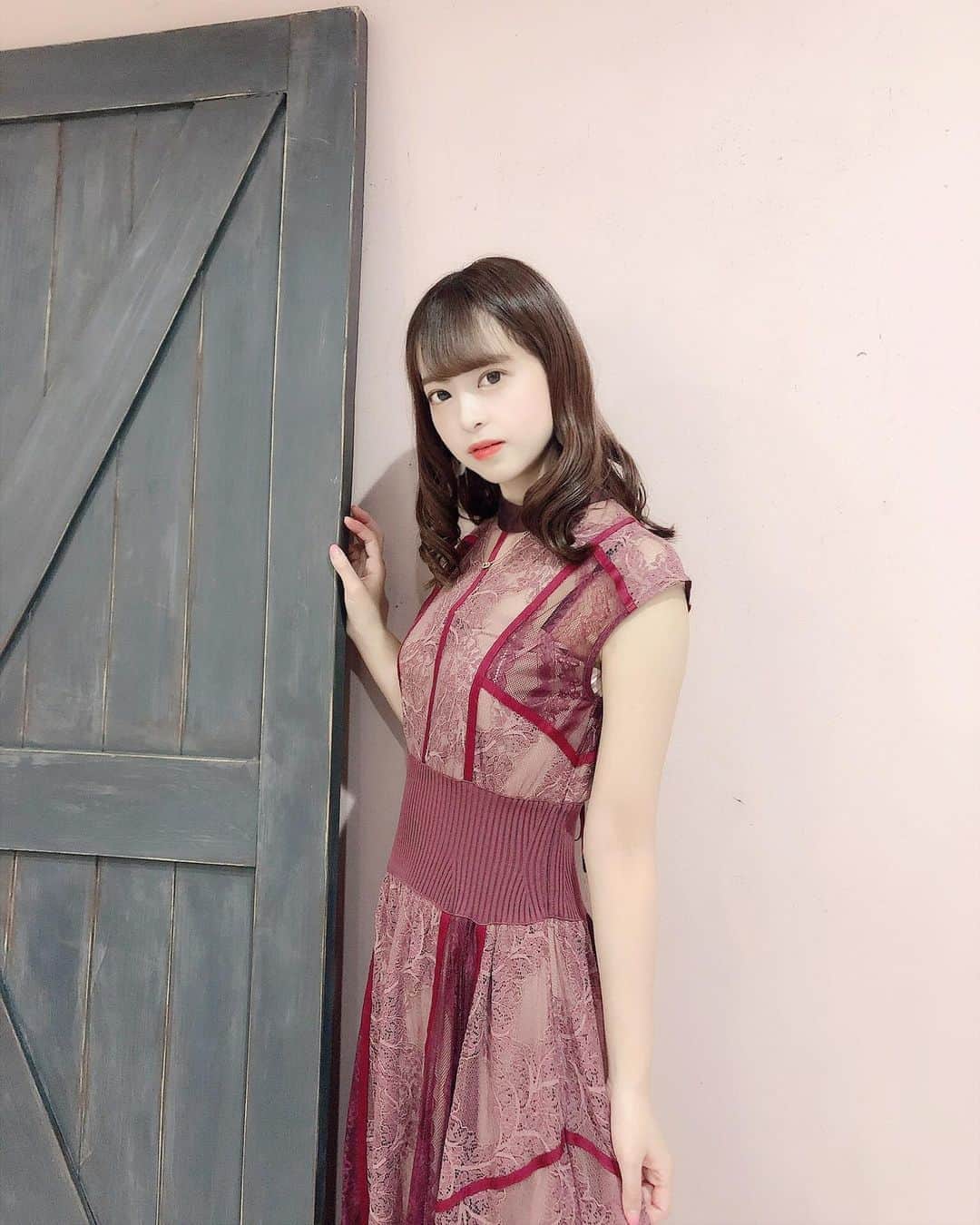 桜もこさんのインスタグラム写真 - (桜もこInstagram)「ドキドキ💓  #snidel #ワンピース　#お出かけ　#red #fashion #japanesegirl #japanesemodel #instagram #instagood」10月23日 1時09分 - mokochan319