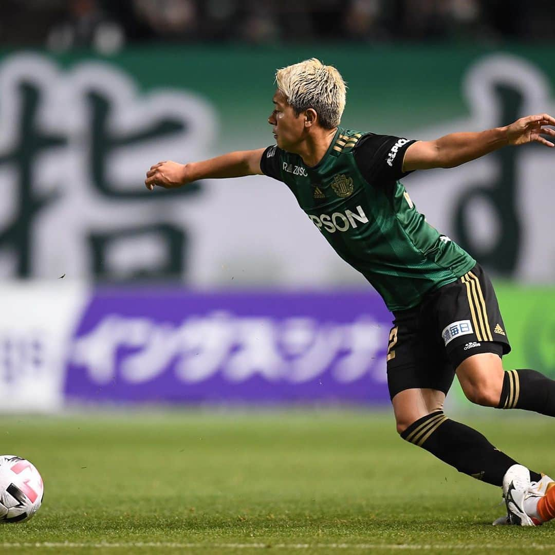 松本山雅FCさんのインスタグラム写真 - (松本山雅FCInstagram)「2020.10.21 2020 Meiji Yasuda J2 League 28th sec. Matsumoto 1-1 Omiya  #松本山雅fc #matsumotoyamaga #yamaga #onesoul #捲土雷鳥 #阪野豊史 #セルジーニョ #高橋諒」10月23日 11時25分 - matsumoto.yamagafc