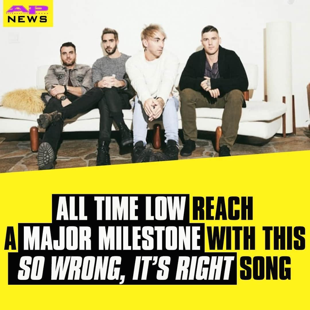 Alternative Pressさんのインスタグラム写真 - (Alternative PressInstagram)「@AllTimeLow fans are still listening to this classic ‘So Wrong, It’s Right’ song so much that it has just achieved a major music milestone ⁠ LINK IN BIO⁠ .⁠ .⁠ .⁠ #alltimelow #sowrongitsright #alltimelowsowrongitsright #altpress #alternativepress」10月23日 12時01分 - altpress