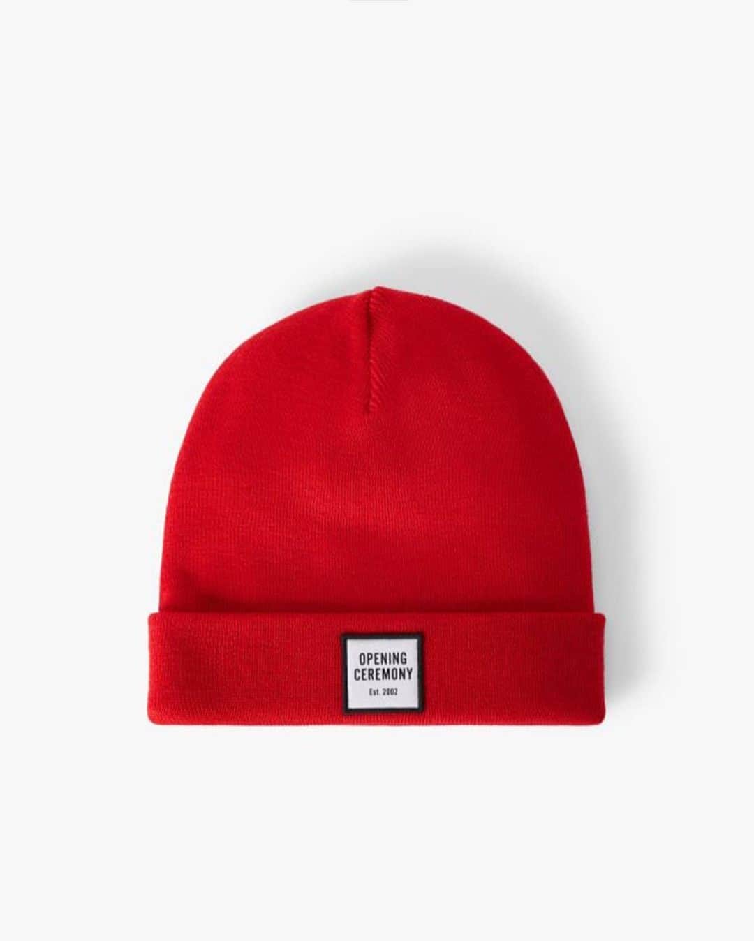 オープニングセレモニーさんのインスタグラム写真 - (オープニングセレモニーInstagram)「Red or Black? Or both? Box logo beanie, available on openingceremony.com  ❤🖤  📸 by @jimcnedd / styling by @franciferretti / model @chiamazzoleni」10月23日 4時03分 - openingceremony