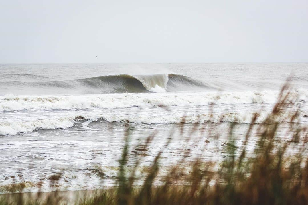 surflineさんのインスタグラム写真 - (surflineInstagram)「Poland (!) looking an awful lot like New Jersey, last week.⁣ 📷: @Baltic_surf_scapes」10月23日 4時22分 - surfline