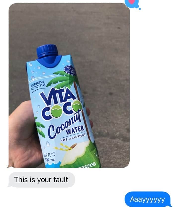 Vita Coco Coconut Waterのインスタグラム：「Texts like this >」