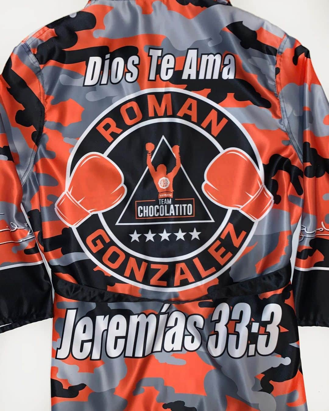 ローマン・ゴンサレスのインスタグラム：「Quiero agradecerle a Dios, mi familia, mi promotor, mi equipo y mi pueblo por este campamento y por ser la motivación más grande en mi carrera. Especialmente a mi hermano @aguileraboxingchampions por esta gran obra que me diseño y trajo a la vida. #teamchocolatito #teiken #policianacional #wba #fsln #punchforparkinsons #epn #telcor #polloscaldera #heczar #rsc #cesardiaz #cristoteama #leonbaez #fantasticobaez #scboxing #anthonyreyes #megasoto #jacoblerma #carloscastro #sutai #NoMeSeRajar #coachella #litsy #romanjr #leeespinoza  #jeremias33:3」