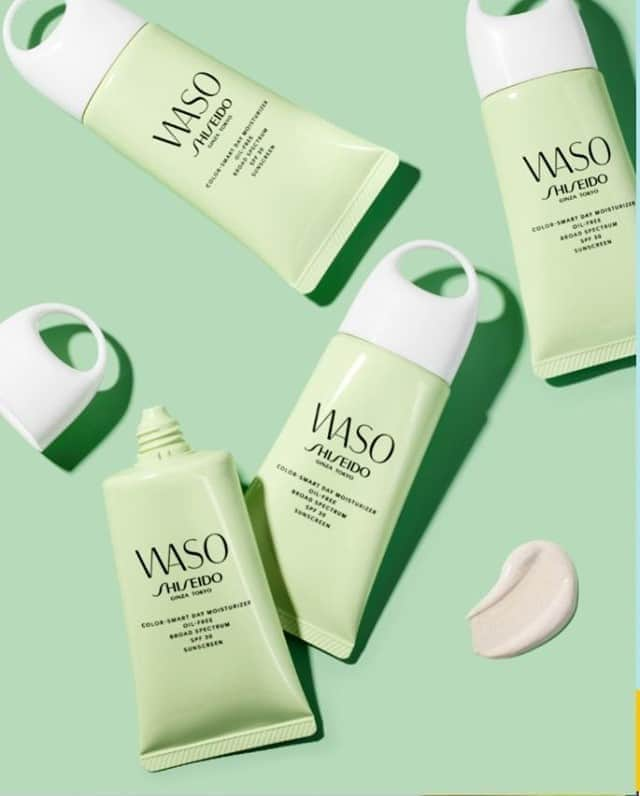 資生堂さんのインスタグラム写真 - (資生堂Instagram)「Color-Smart Day Moisturizer Oil-Free from @wasobeauty is your new favorite mattifying, tinted moisturizer. It adapts to your skin color to enhance skin tone and protects skin against UV rays with SPF 30. Shop @sephorabrasil @sephora. ⁣ Color-Smart Day Moisturizer Oil-Free de @WASObeauty é o nosso hidratante com cor queridinho para matificar a pele. Ele se adapta a tonalidade da sua pele, deixando ela uniforme e protegida contra os raios UV com SPF30. Encontre na @SephoraBrasil @sephora.  ⁣ #WASO #ShiseidoSkincare」10月23日 5時00分 - shiseido