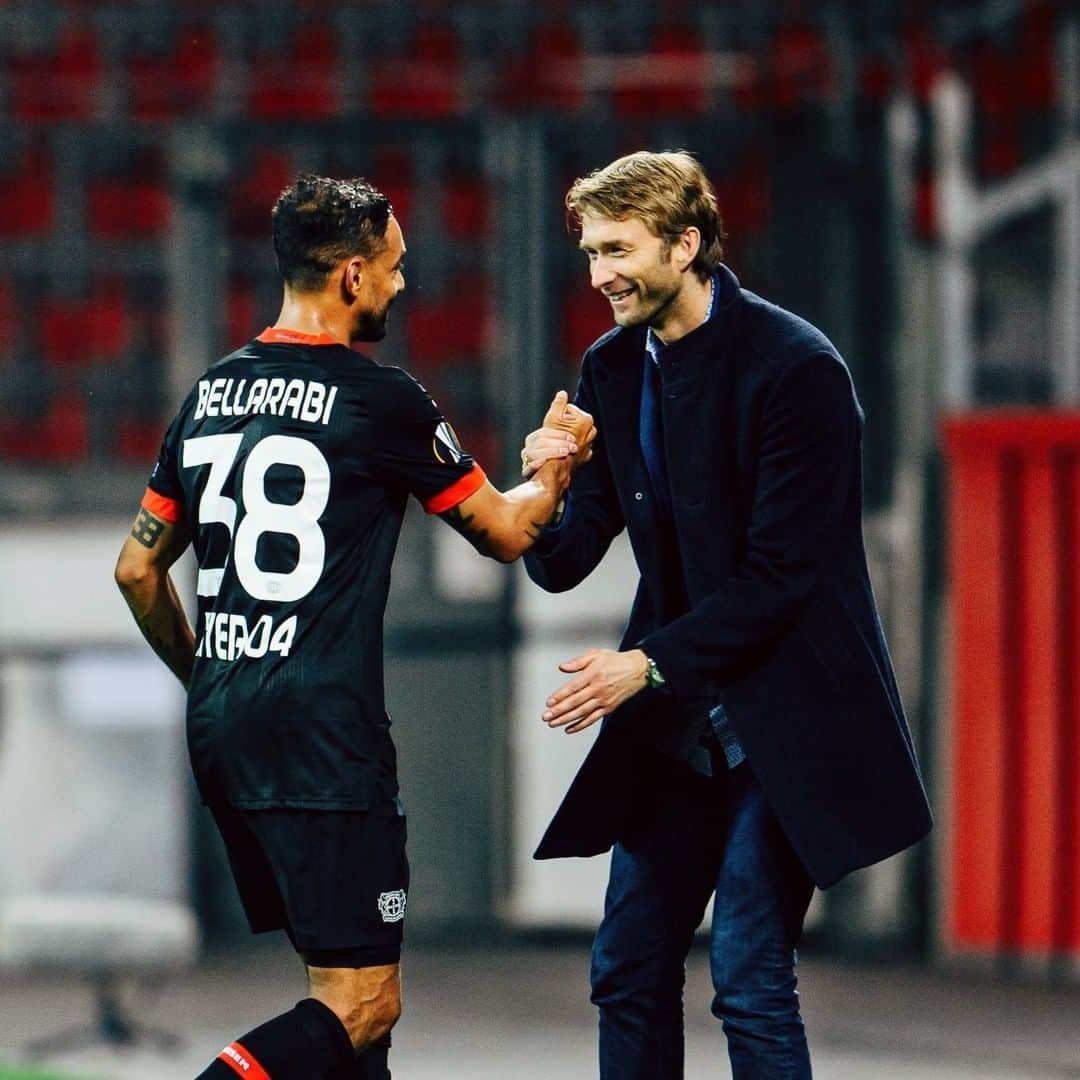 バイエル・レバークーゼンさんのインスタグラム写真 - (バイエル・レバークーゼンInstagram)「👏👏👏👏 Great game! The only thing that was missing were the fans! #B04OGCN #UEL #Bayer04 #Werkself」10月23日 5時10分 - bayer04fussball